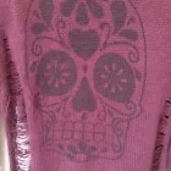 57. HOT TOPIC Women's Burgundy Distressed Acrylic Knit Sweater Skull Size M - Picture 8 of 8